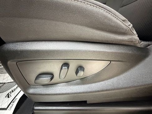 Used 2018 Chevrolet Silverado 1500 LT w/ All Star Edition image 24