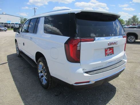 New 2026 GMC Yukon XL Elevation w/ Elevation Premium Package AWD/4WD image 6