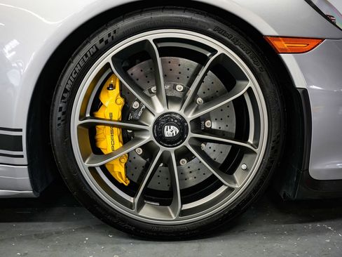 Used 2016 Porsche 911 R RWD image 55