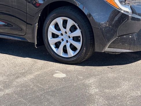 Used 2023 Toyota Corolla LE image 25