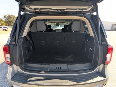 Certified 2022 Ford Expedition XLT image 14