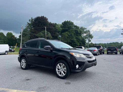 Used 2013 Toyota RAV4 Limited AWD/4WD image 6