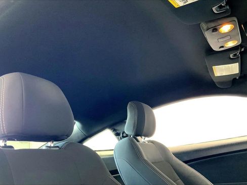 Used 2016 Ford Mustang V6 image 27