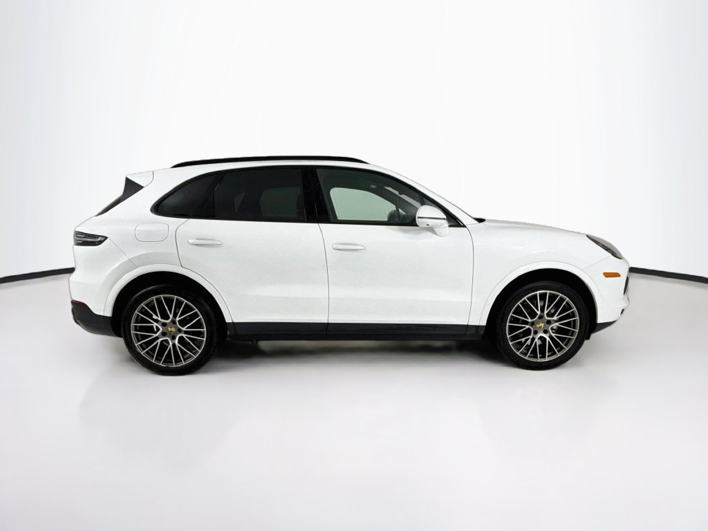 Certified 2023 Porsche Cayenne Platinum Edition AWD/4WD image 8