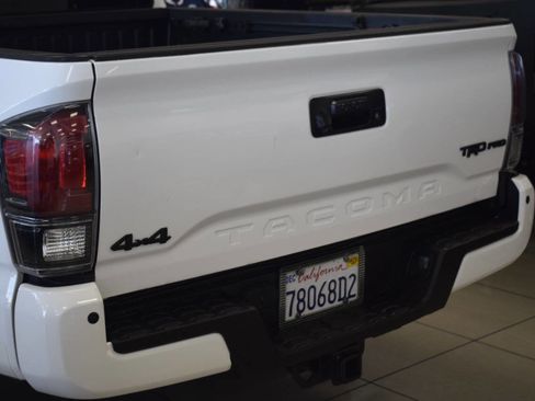 Used 2017 Toyota Tacoma TRD Pro image 49