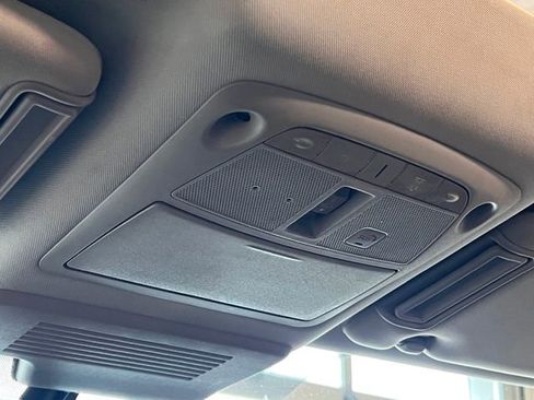 Used 2020 Nissan Armada SL w/ Premium Package image 29