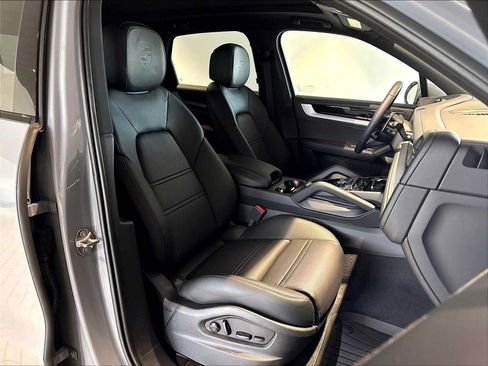 New 2026 Porsche Cayenne AWD/4WD image 19