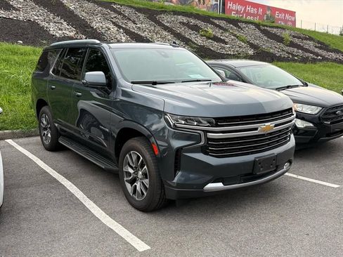 Used 2021 Chevrolet Tahoe LT w/ LT Signature Package AWD/4WD image 2