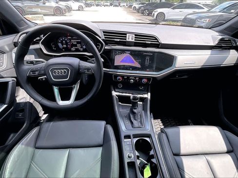 Used 2025 Audi Q3 2.0T Premium w/ Convenience Package AWD/4WD image 15