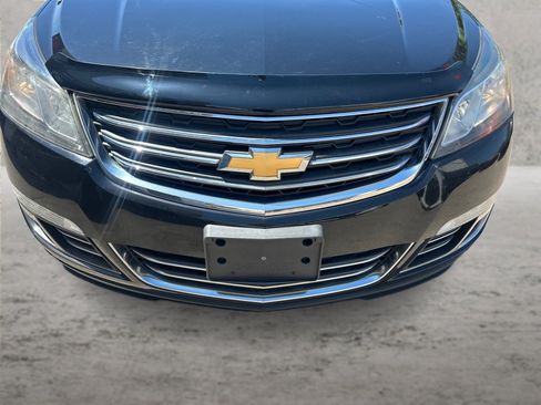 Used 2017 Chevrolet Traverse Premier FWD image 13