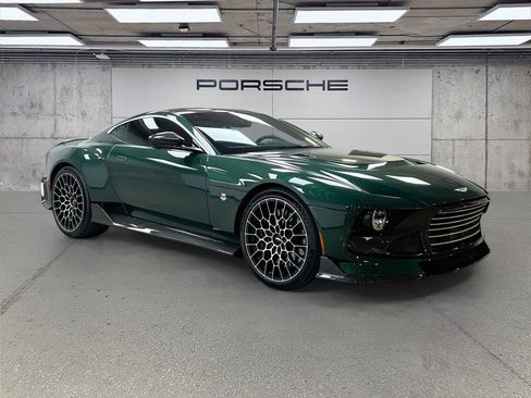 Used 2024 Aston Martin Valour RWD image 7