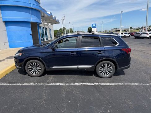 Used 2020 Mitsubishi Outlander SEL AWD/4WD image 2