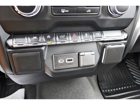 Used 2023 Chevrolet Silverado 1500 Custom image 28