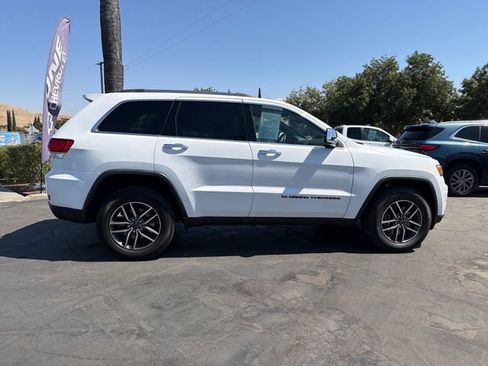 Used 2022 Jeep Grand Cherokee Limited AWD/4WD image 8