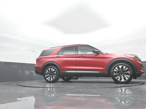 New 2026 Ford Explorer Platinum w/ LUX Leather Package AWD/4WD image 35
