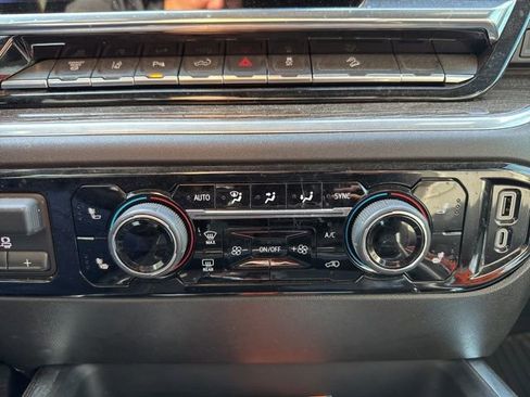 Used 2025 Chevrolet Silverado 2500 LT w/ Trail Boss Package image 21