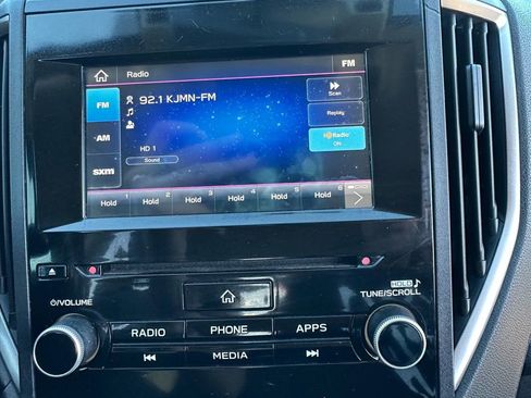 Used 2019 Subaru Crosstrek 2.0i Premium image 18