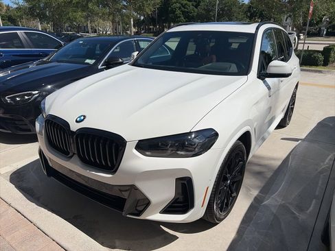 Certified 2024 BMW X3 sDrive30i w/ M Sport Package RWD image 3
