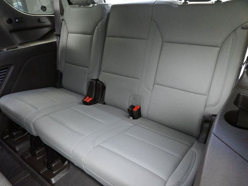 Used 2021 Chevrolet Tahoe Z71 AWD/4WD image 34