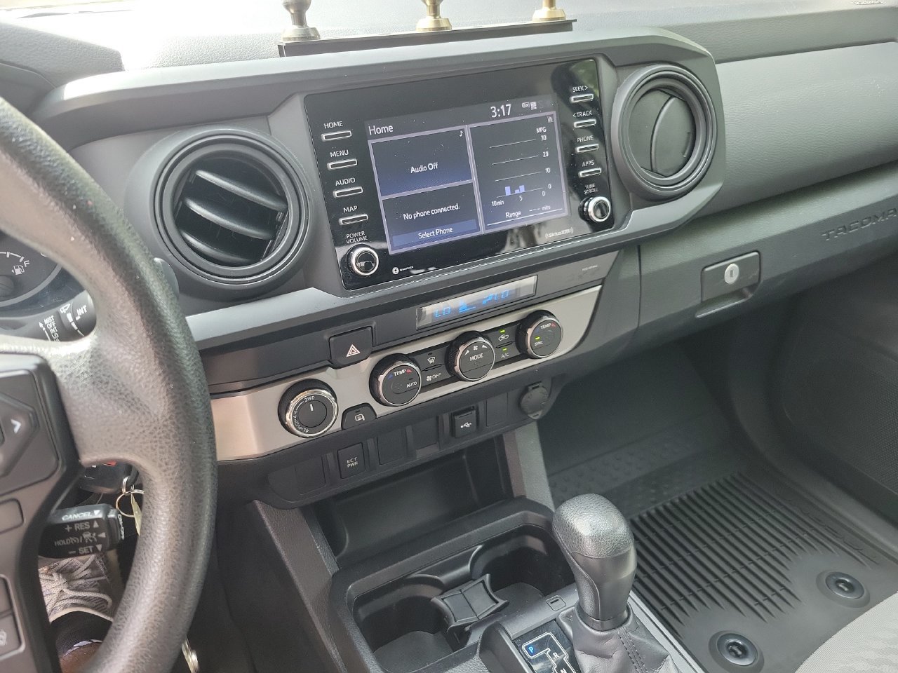 Used 2022 Toyota Tacoma SR AWD/4WD image 24