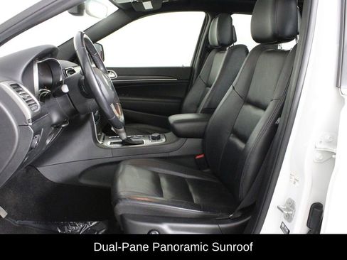 Used 2021 Jeep Grand Cherokee Limited w/ Sun & Sound Group image 11