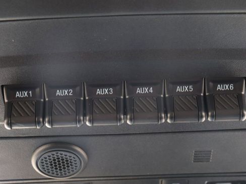 New 2025 Ford Bronco Badlands image 27