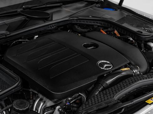 Used 2020 Mercedes-Benz C 300 Cabriolet image 43