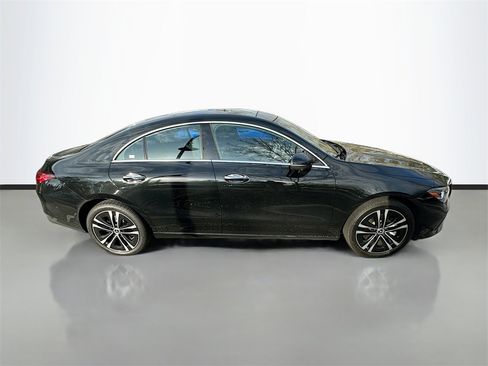 Certified 2025 Mercedes-Benz CLA 250 image 4