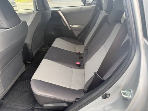 Used 2013 Toyota RAV4 XLE AWD/4WD image 10