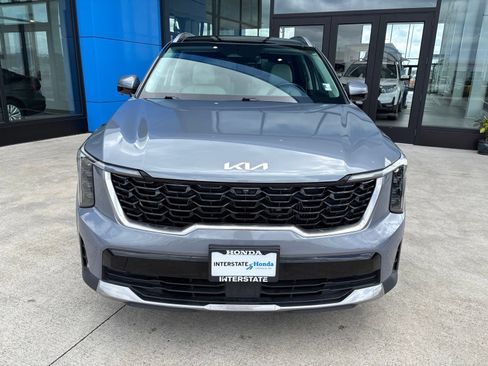 Used 2024 Kia Sorento SX FWD image 2