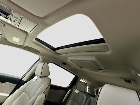 New 2026 Honda Odyssey Touring image 21