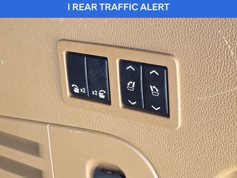 Used 2017 Cadillac Escalade Platinum image 20