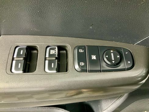 Used 2020 Kia Sportage LX FWD image 20