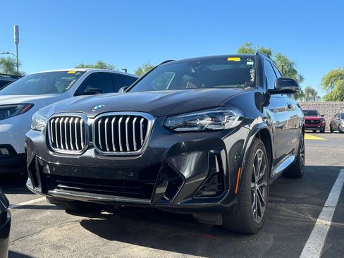 Used 2022 BMW X3 sDrive30i w/ M Sport Package RWD image 2