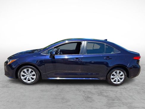 Used 2023 Toyota Corolla LE FWD image 2