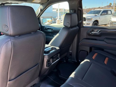 Certified 2025 GMC Sierra 1500 AT4 image 20