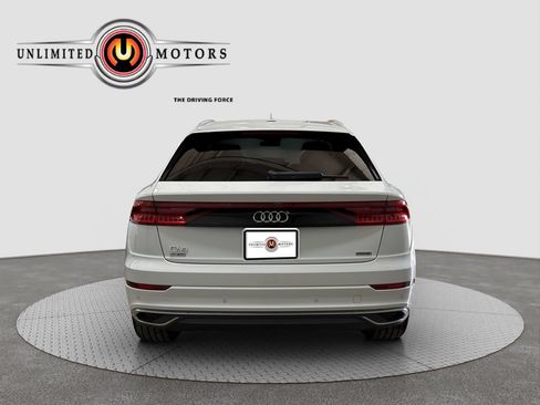 Used 2023 Audi Q8 Premium w/ Convenience Package AWD/4WD image 18