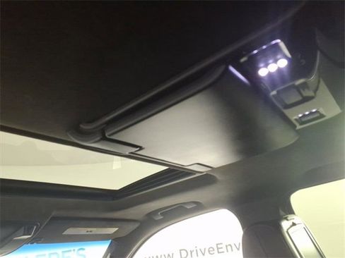 Used 2015 Cadillac Escalade ESV Platinum image 15