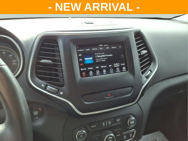Used 2019 Jeep Cherokee Latitude Plus FWD image 23