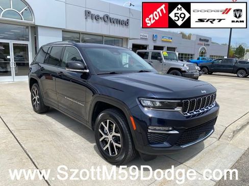 Used 2023 Jeep Grand Cherokee Limited AWD/4WD image 1