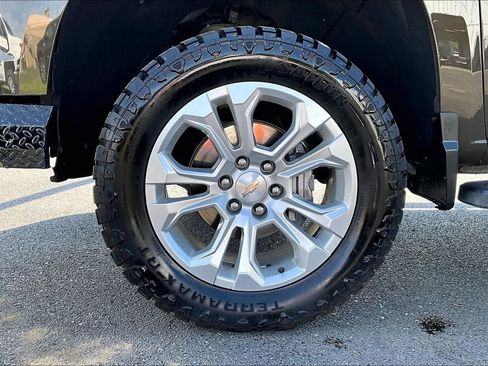 Used 2023 Chevrolet Silverado 1500 LTZ w/ LTZ Premium Texas Edition AWD/4WD image 36
