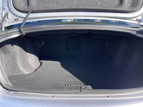 Used 2014 Chrysler 200 Touring image 10