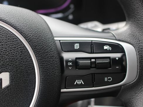 Certified 2024 Kia Sportage LX image 21