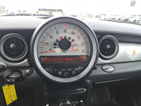 Used 2012 MINI Cooper Convertible image 15