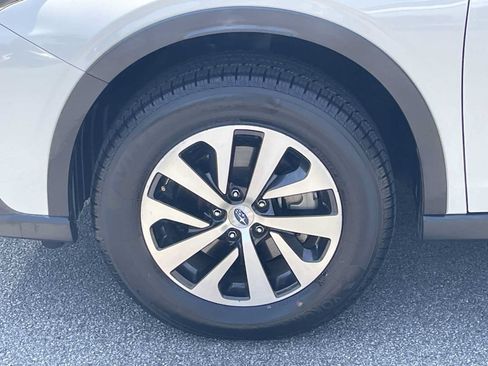 Used 2020 Subaru Outback Premium w/ Popular Package #1 AWD/4WD image 7
