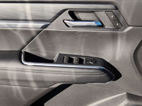 New 2026 GMC Acadia Elevation w/ Elevation Premium Package image 27