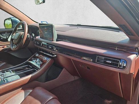 Used 2020 Lincoln Aviator Black Label Grand Touring w/ Class IV Trailer Tow Package image 20