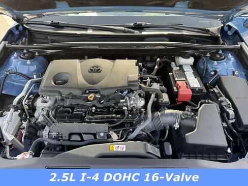 Used 2024 Toyota Camry SE w/ Convenience Package FWD image 11