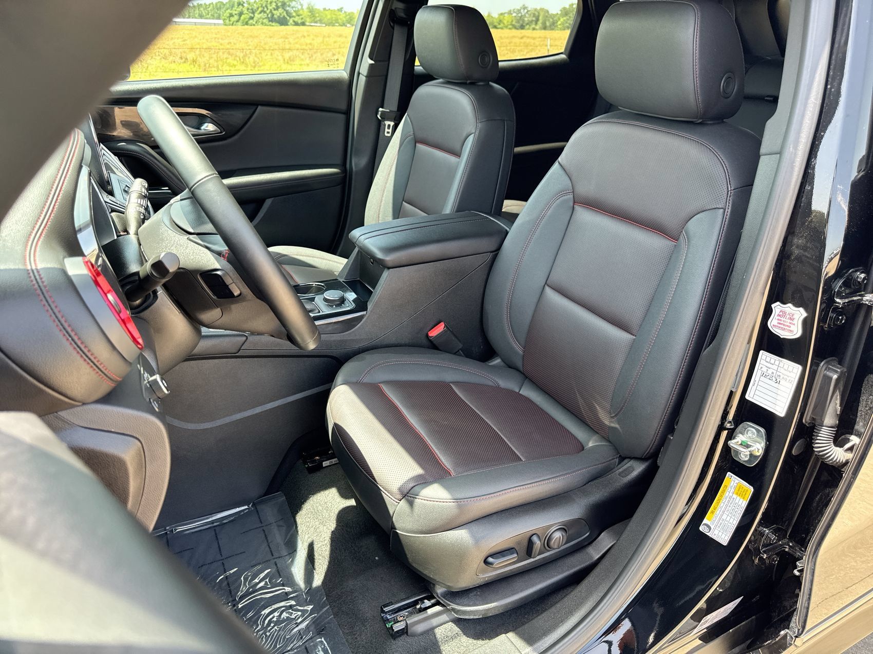 Used 2025 Chevrolet Blazer RS FWD image 11