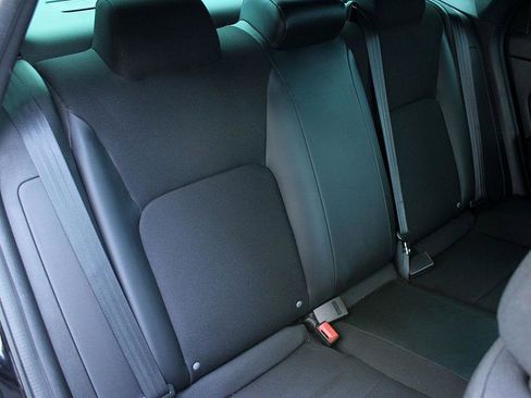 Used 2023 Honda Civic Sport image 16